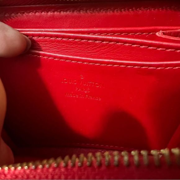 Louis Vuitton Zippy coin purse wallet red pomme d’amour - Picture 6 of 7